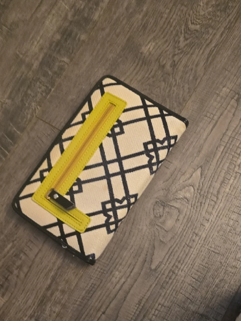 Spartina 449 Cream Canvas Shoulder Bag+ Wallet W/Black Lattice and Yellow Accent